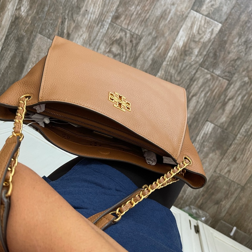 New Tory Burch large tan tote ❤️🔥 - Picture 13 of 15
